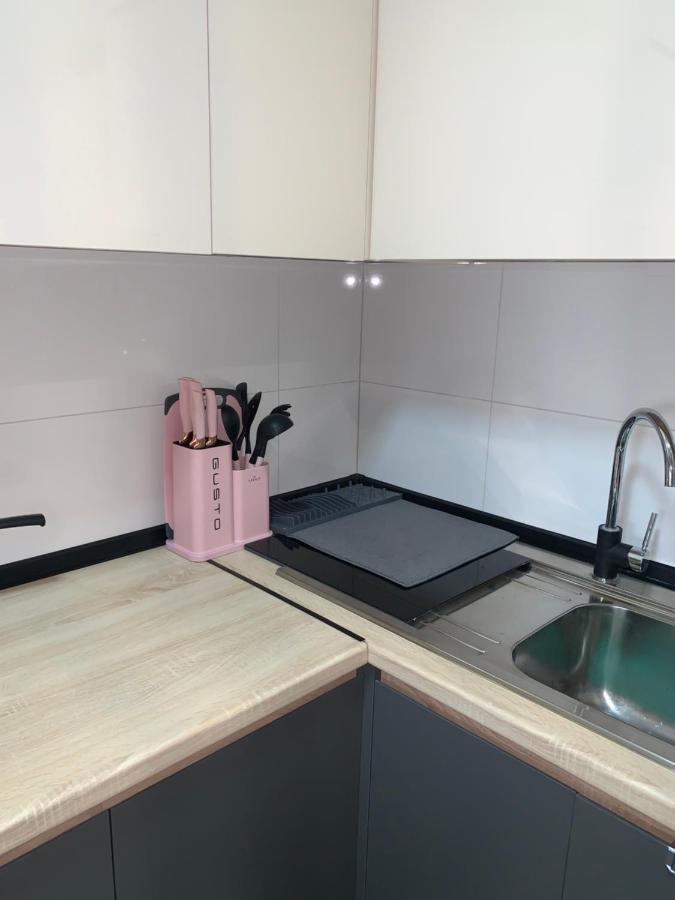 Pink Modern Apartment Skopje Eksteriør bilde
